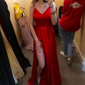 Red prom dress (need to sell fast)